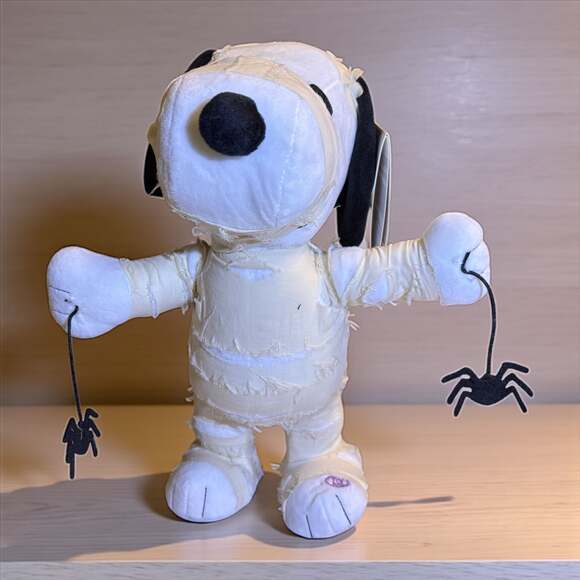Hallmark Peanuts Snoopy Mummy Plush with Spiders Side Stepper - Picture 1 of 5